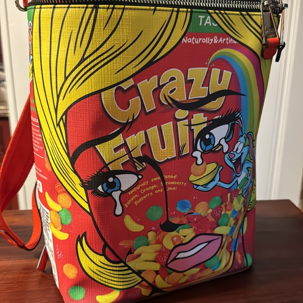 XXL Moschino Runway Crazy Fruit Backpack BAG Purse - Picture 3 of 7
